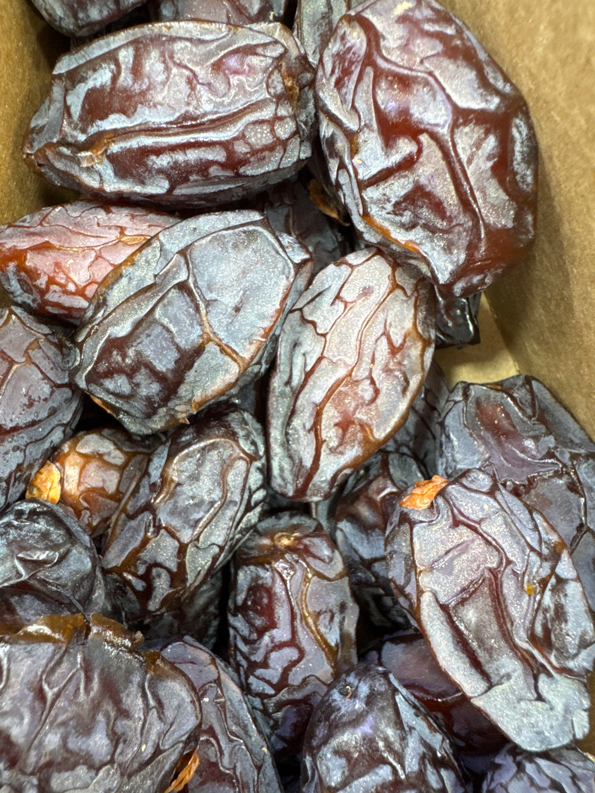 Medjool Dates Open fresh 1 kg - small