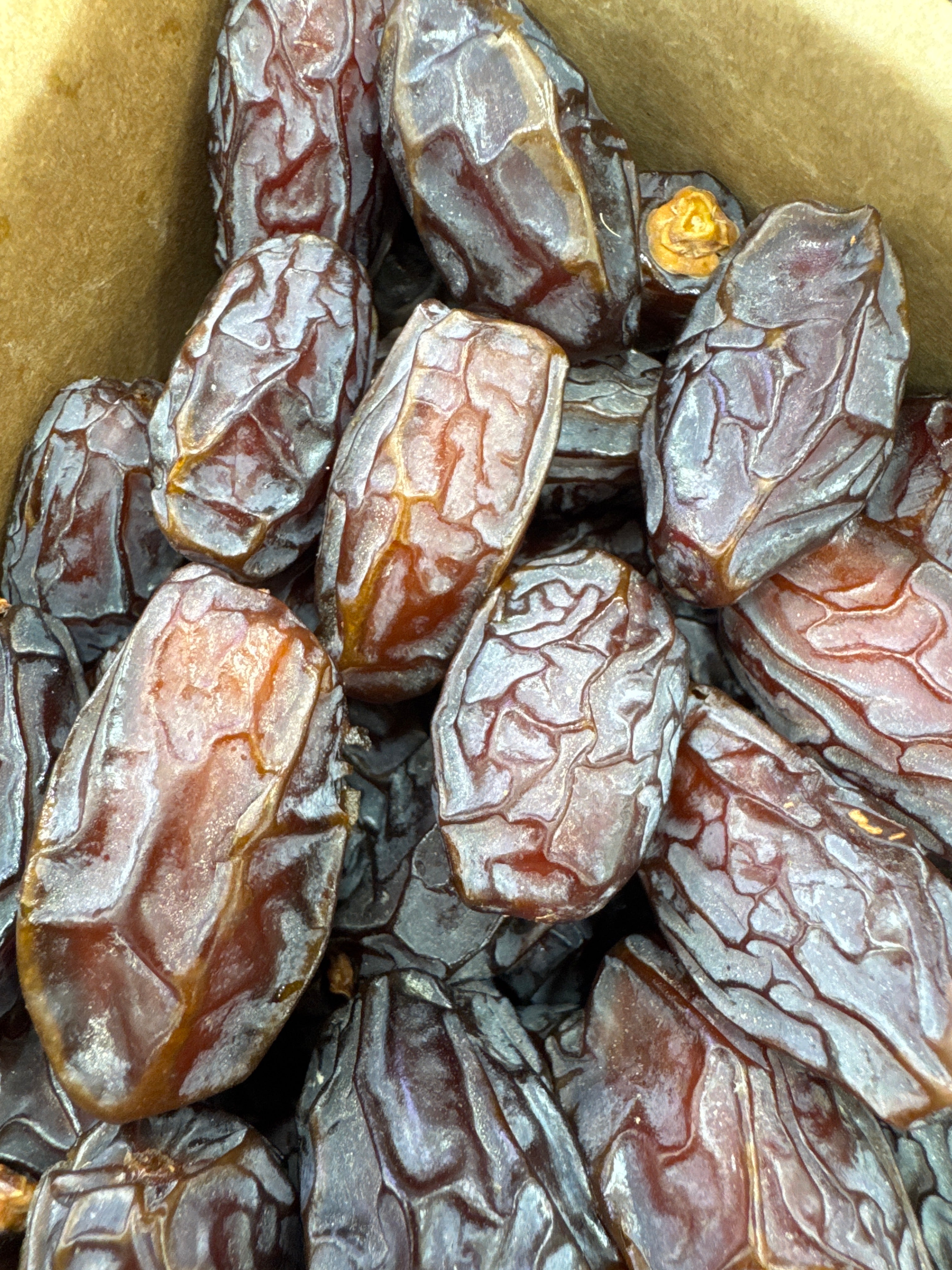 Medjool Dates Open fresh 1 kg - small